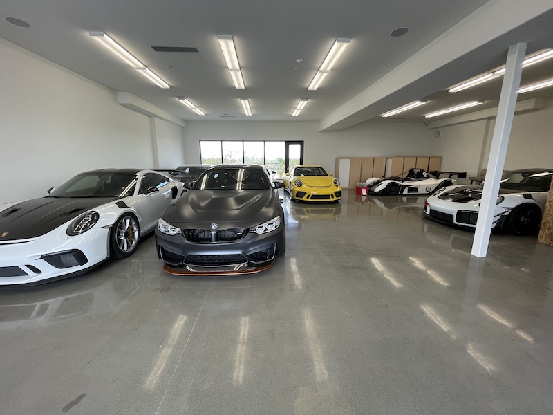 Luxury garage at Thermal Club