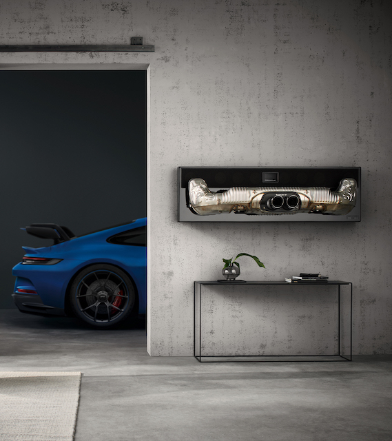 Ixoost Porsche Wall speaker