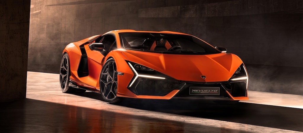 Lamborghini Revuelto in Orange