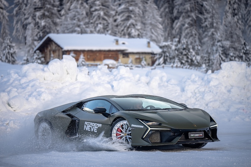 car driven in the snow.