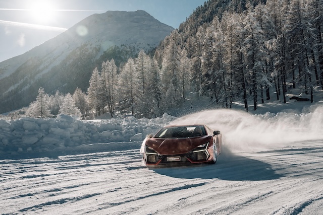 car driven in the snow.