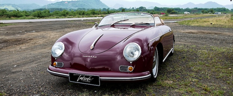 Porsche Speedster sports car
